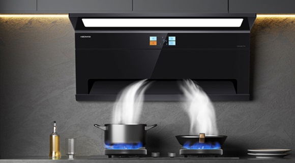 廚間尋雅趣，科恩煙灶勾勒烹飪自在時光